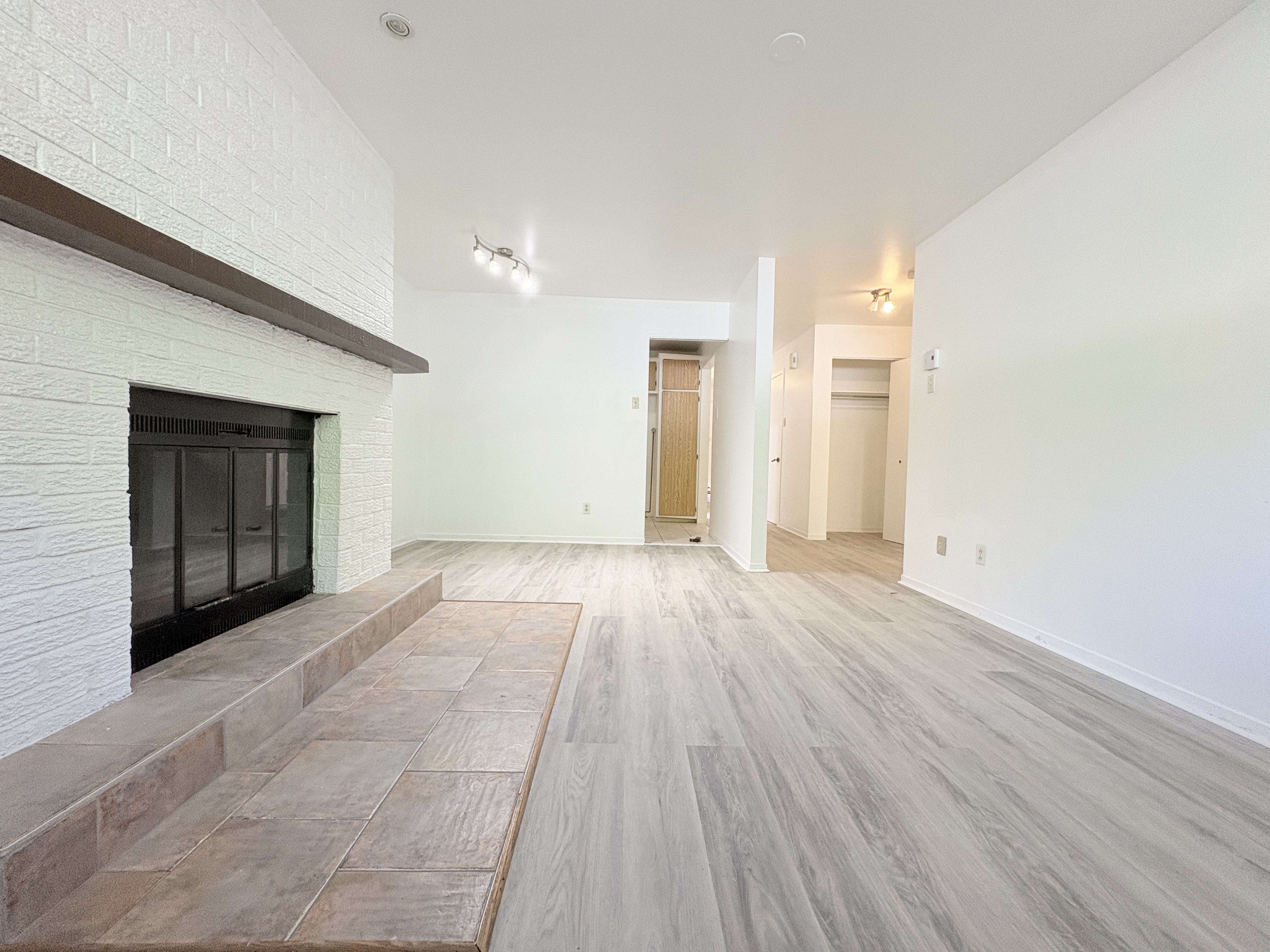 5580 Rue des Ormeaux, Montréal — photo 3