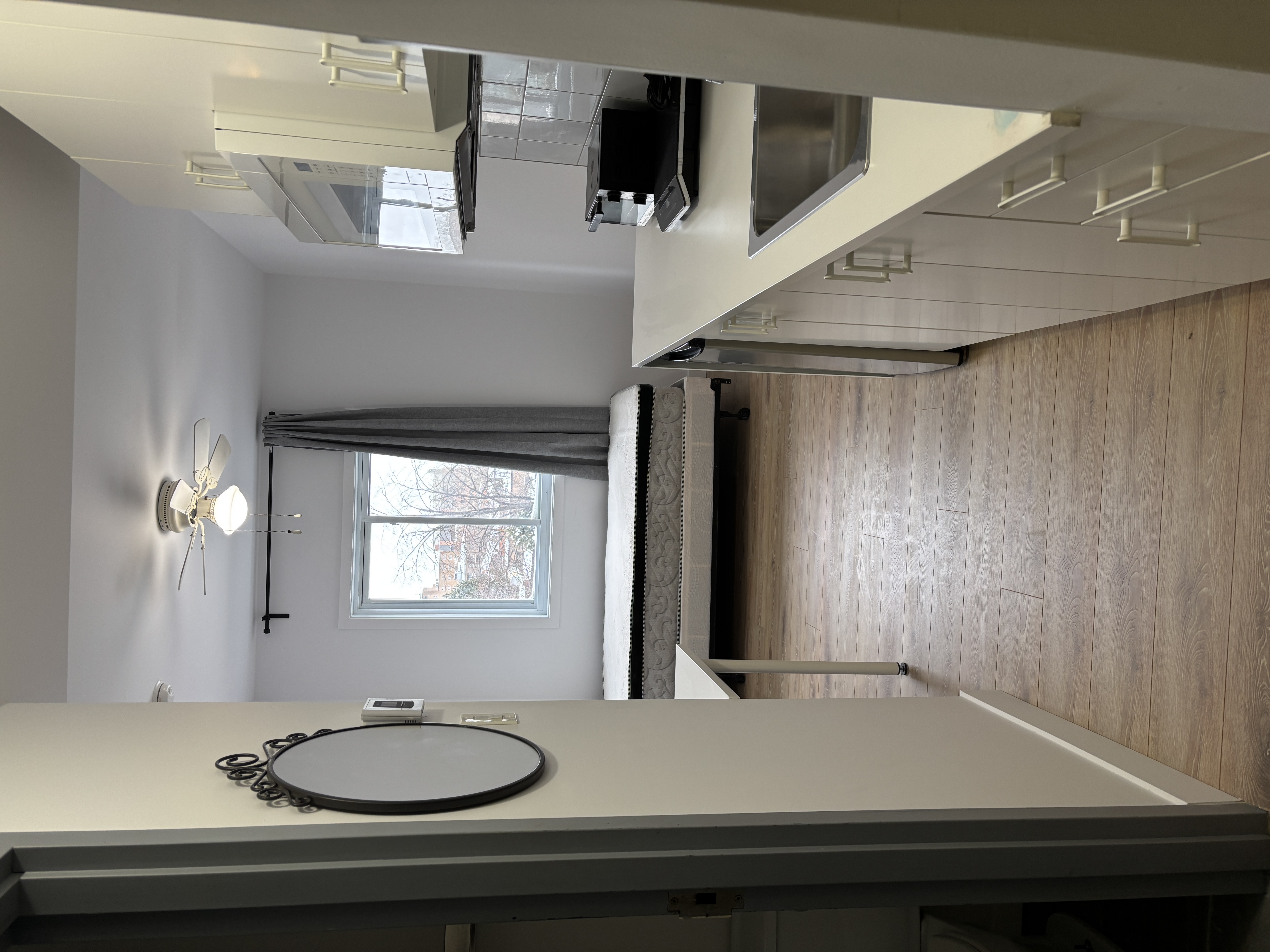 1024 Rue Sherbrooke Est, Montréal — photo 2